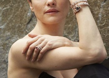 How Bulgari Blends Traditional Craftsmanship with Modern Design to Shape Its Unique Brand Charm