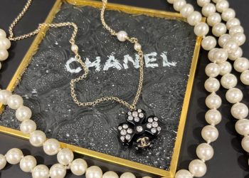 How to Evaluate the Design Philosophy and Market Response of Chanel’s Jewelry Collections
