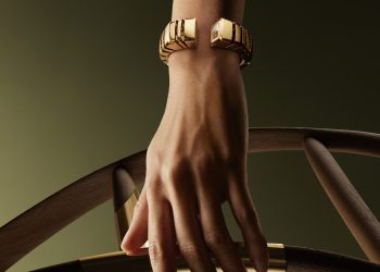 Will Online Jewelry Sales Surpass Traditional Retail with the Digital Transformation?