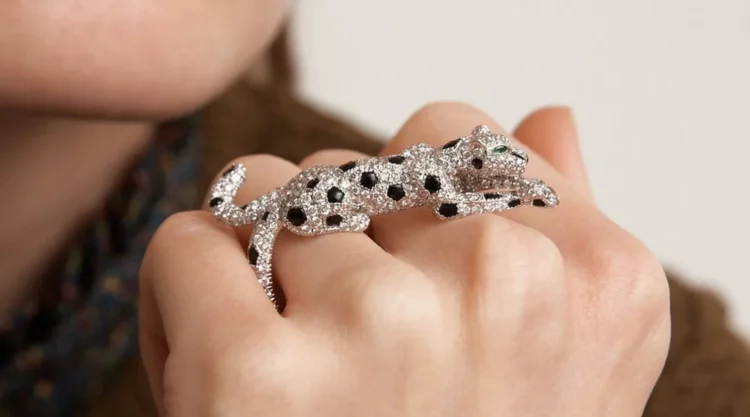 The Diversification of Jewelry Accessories: How to Shape Personal Style Through Small Pieces