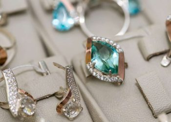 Will Eclectic Jewelry Become the Dominant Trend in Future High-End Fashion?