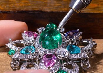 Can Modern Jewelry Designers Break Tradition and Push the Boundaries of Design?