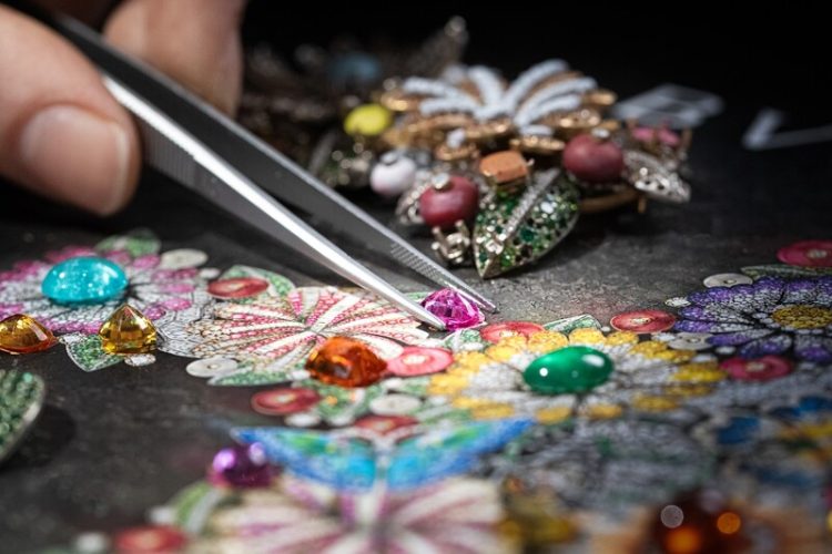 Does the Rise of Custom Jewelry Mean Designers Will Focus More on Personalized Demands?