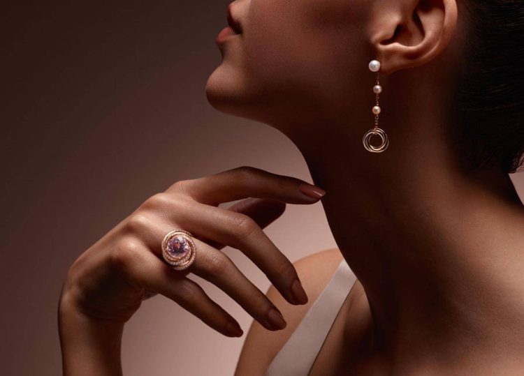 How to Build Connections with the Luxury Jewelry Community Through Exhibitions and Events