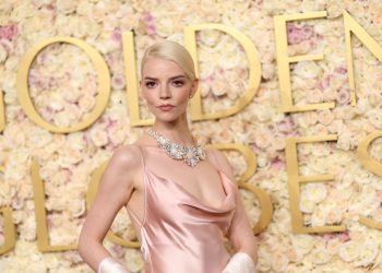 How to View the Continued Popularity and Development of Virtual Jewelry Exhibitions Post-Pandemic