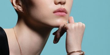 The Rare Gemstone Investment Boom: Which Jewelry Pieces Are the Top Choices for High-Net-Worth Individuals?