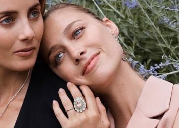 How Jewelry Brands Balance Traditional Craftsmanship and Modern Design