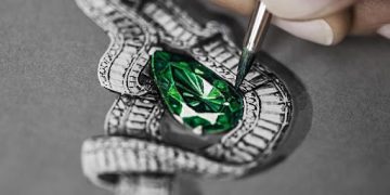 How Jewelry Designers Find the Perfect Balance Between Tradition and Innovation