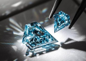 Can Sustainable Gems Revolutionize the Jewelry Industry?